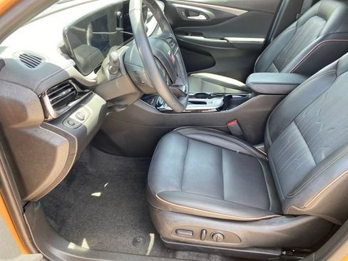 Used 2025 Buick Envista Avenir FWD image 10