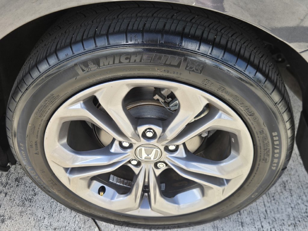 Certified 2024 Honda Accord EX image 9
