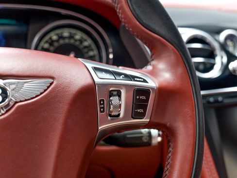 Used 2017 Bentley Flying Spur S W12 AWD/4WD image 79