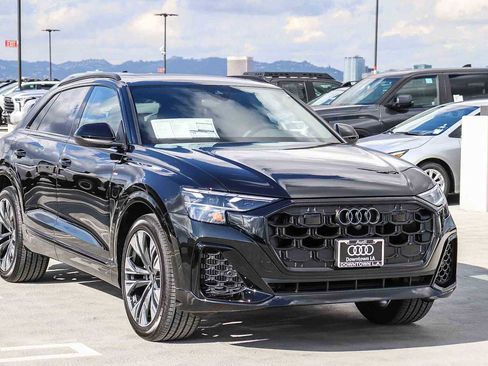 New 2026 Audi Q8 Premium Plus image 3