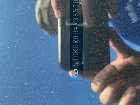 Used 2024 Toyota Highlander Platinum image 35