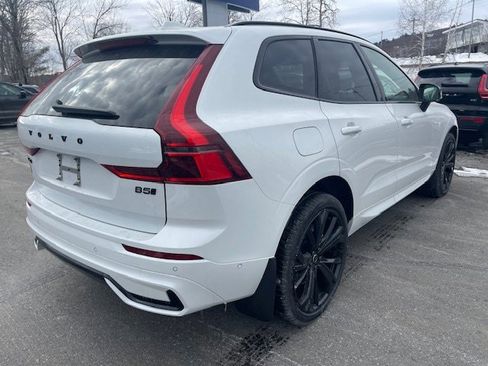 New 2026 Volvo XC60 B5 Ultra w/ Climate Package image 3