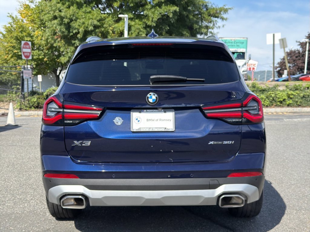 Used 2022 BMW X3 xDrive30i w/ Convenience Package AWD/4WD image 13