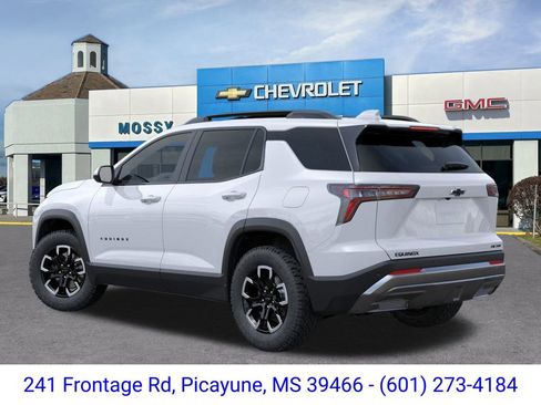 New 2026 Chevrolet Equinox ACTIV image 3