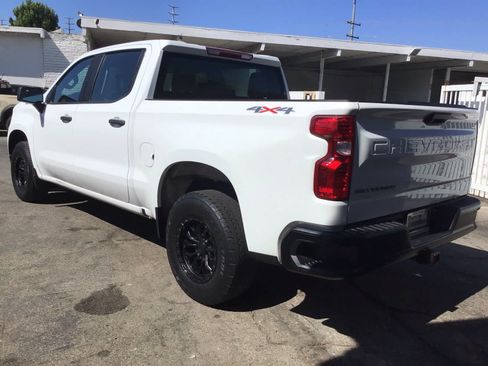 Used 2023 Chevrolet Silverado 1500 W/T w/ Trailering Package AWD/4WD image 3