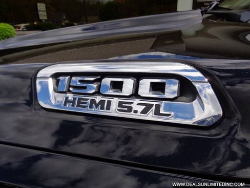 Used 2020 RAM 1500 Big Horn AWD/4WD image 5