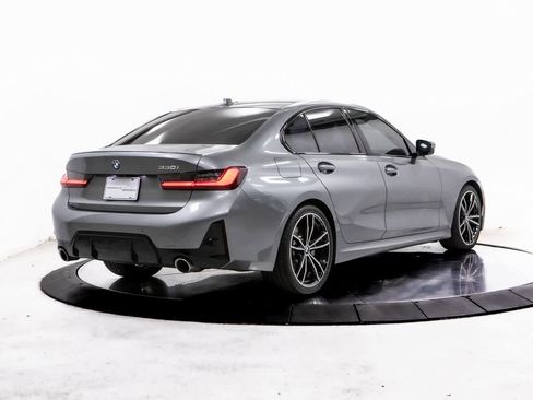 Used 2023 BMW 330i Sedan w/ M Sport Package image 7