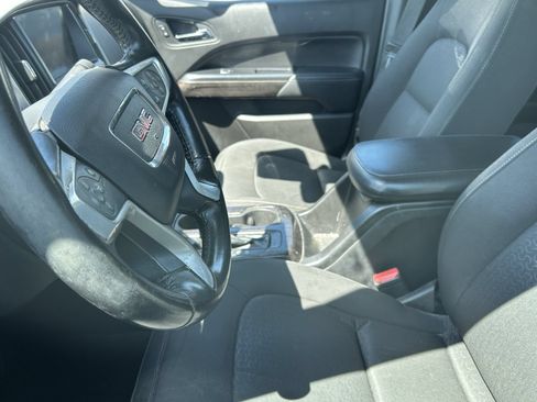Used 2016 GMC Canyon SLE w/ SLE Convenience Package RWD image 11