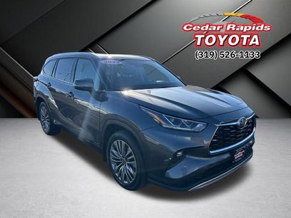 Certified 2022 Toyota Highlander Limited