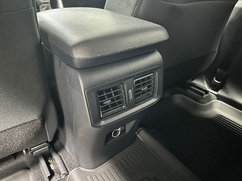 Used 2025 Toyota RAV4 LE AWD/4WD image 48