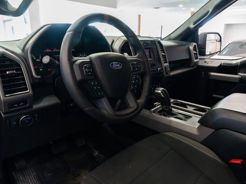 Used 2018 Ford F150 Raptor AWD/4WD image 17