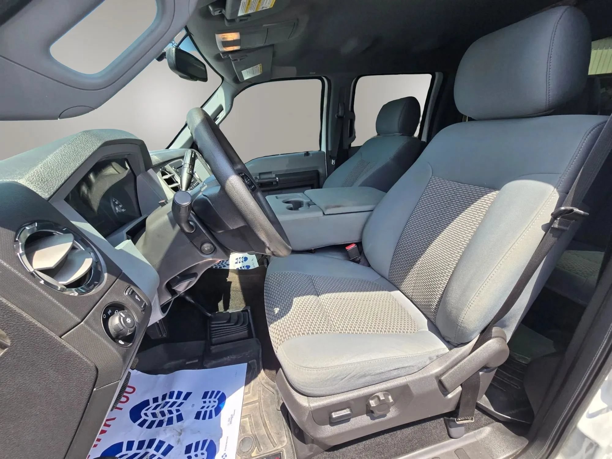Used 2013 Ford F250 XLT w/ Chrome Pkg AWD/4WD image 9