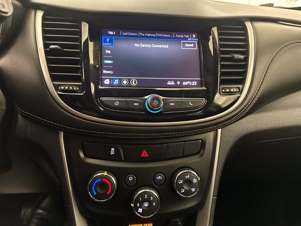 Used 2020 Chevrolet Trax LT FWD image 14