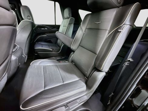 Used 2021 Cadillac Escalade Sport RWD image 25