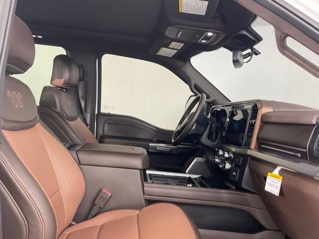 Used 2026 Ford F450 King Ranch AWD/4WD image 17