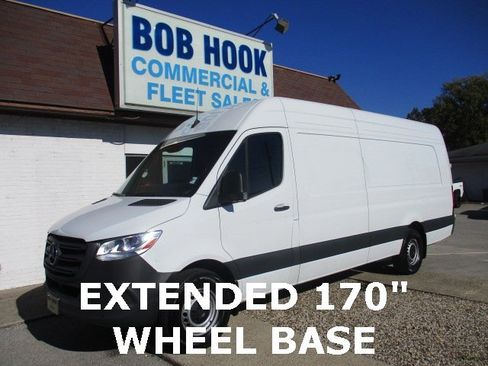 Used 2024 Mercedes-Benz Sprinter 2500 image 1