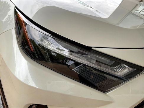Used 2022 Toyota RAV4 XSE AWD/4WD image 30