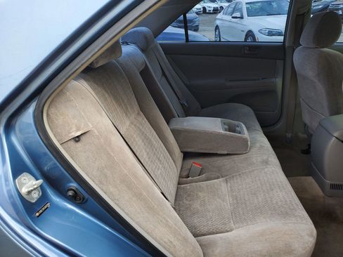 Used 2003 Toyota Camry LE FWD image 15