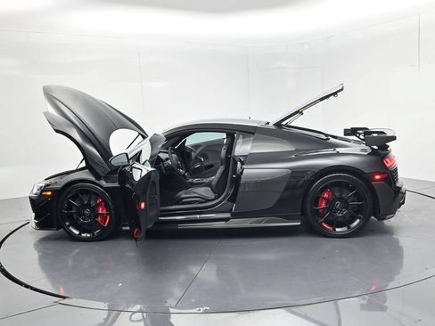 Used 2023 Audi R8 V10 GT RWD image 76