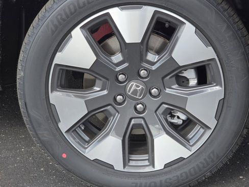 New 2026 Honda Pilot Touring image 12