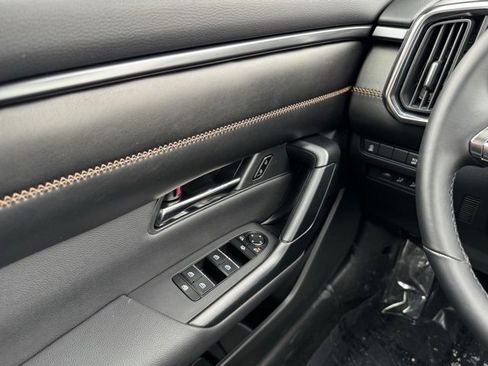 Certified 2025 MAZDA CX-50 AWD 2.5 S w/ Premium Plus Pkg image 33