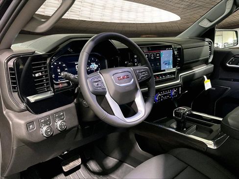 New 2026 GMC Sierra 1500 SLT w/ SLT Premium Plus Package AWD/4WD image 9