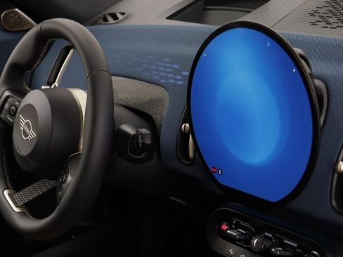 Certified 2025 MINI Cooper Countryman S image 19