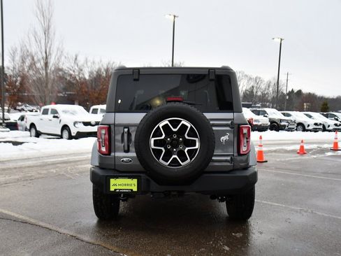 Used 2023 Ford Bronco Outer Banks image 5