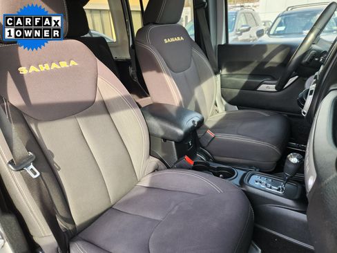 Used 2015 Jeep Wrangler Unlimited Sahara w/ Dual Top Group image 13