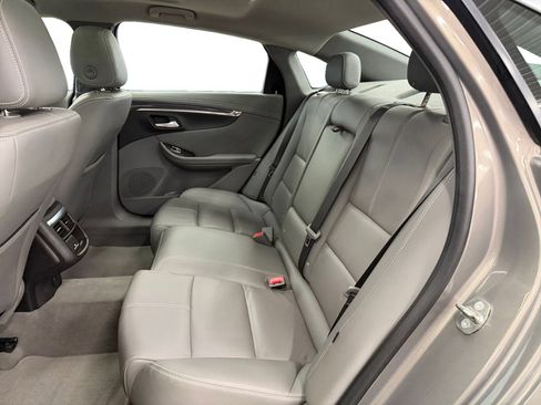 Used 2018 Chevrolet Impala LT image 10