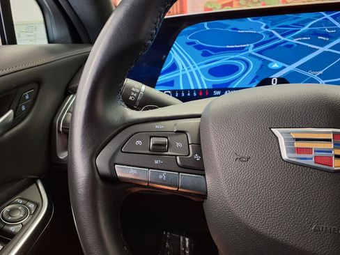 Certified 2025 Cadillac XT4 Premium Luxury FWD image 27