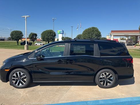 New 2026 Honda Odyssey EX-L image 5