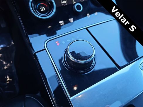 Used 2020 Land Rover Range Rover Velar S image 21