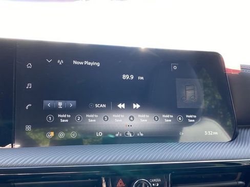 New 2026 Nissan Kicks SR w/ Cold Weather Package image 16