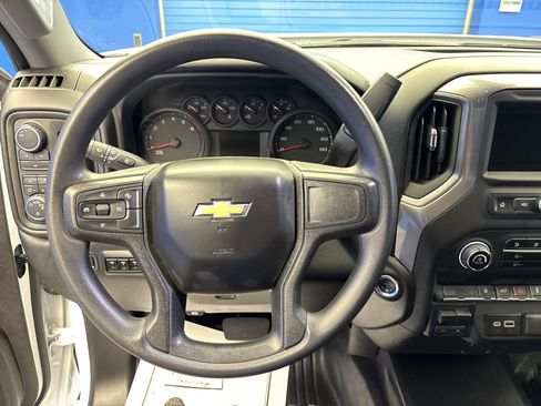 Used 2025 Chevrolet Silverado 2500 W/T w/ WT Convenience Package AWD/4WD image 14