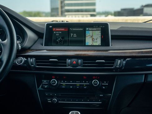Used 2018 BMW X5 xDrive35i AWD/4WD image 19