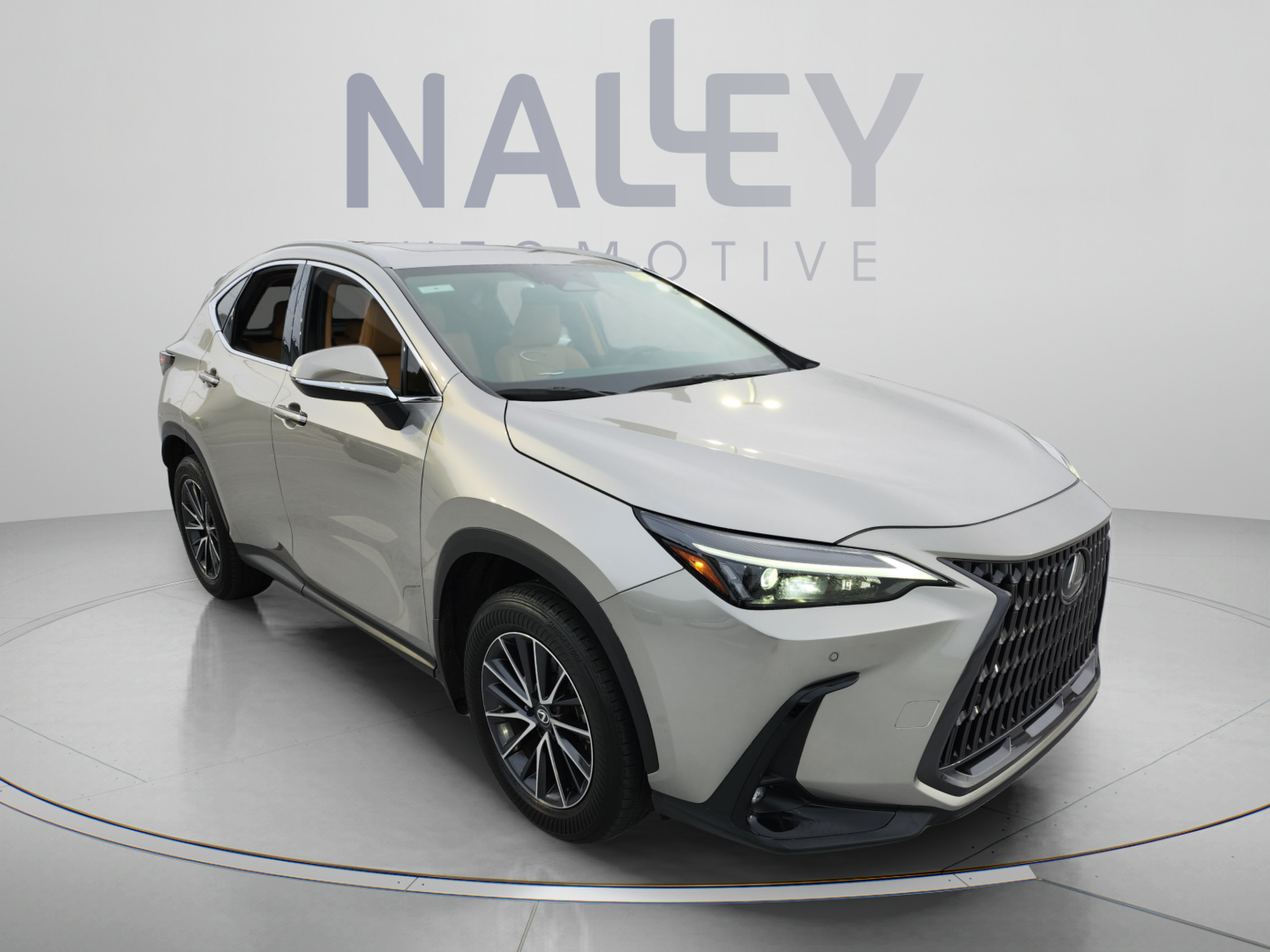 Certified 2025 Lexus NX 250 FWD w/ Accessory Package (2T) image 7