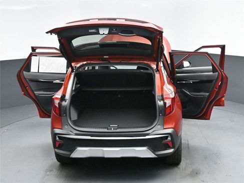 New 2026 Kia Seltos SX w/ SX Sunroof Package image 16