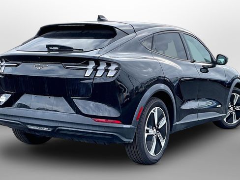 Used 2021 Ford Mustang Mach-E Select w/ Comfort/Appearance Package image 11