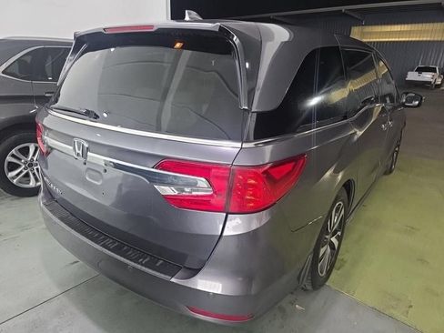 Used 2019 Honda Odyssey Elite image 3