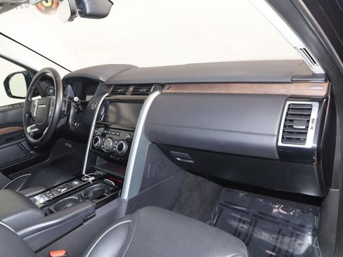 Used 2018 Land Rover Discovery HSE Luxury AWD/4WD image 46