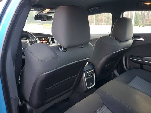 Used 2023 Dodge Charger GT image 9