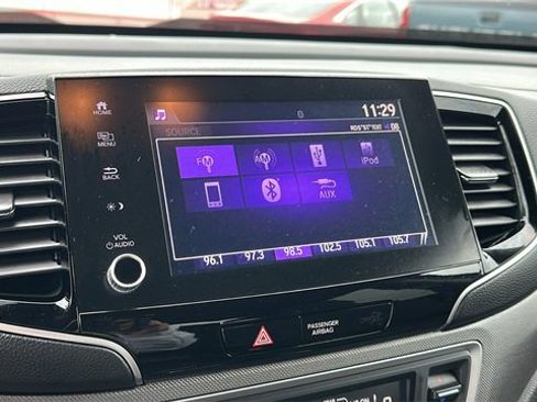 Used 2023 Honda Ridgeline Sport image 14