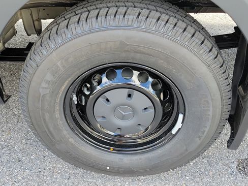 New 2026 Mercedes-Benz Sprinter 2500 image 5