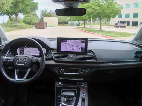 Used 2021 Audi Q5 2.0T Premium Plus w/ Premium Plus Package AWD/4WD image 26