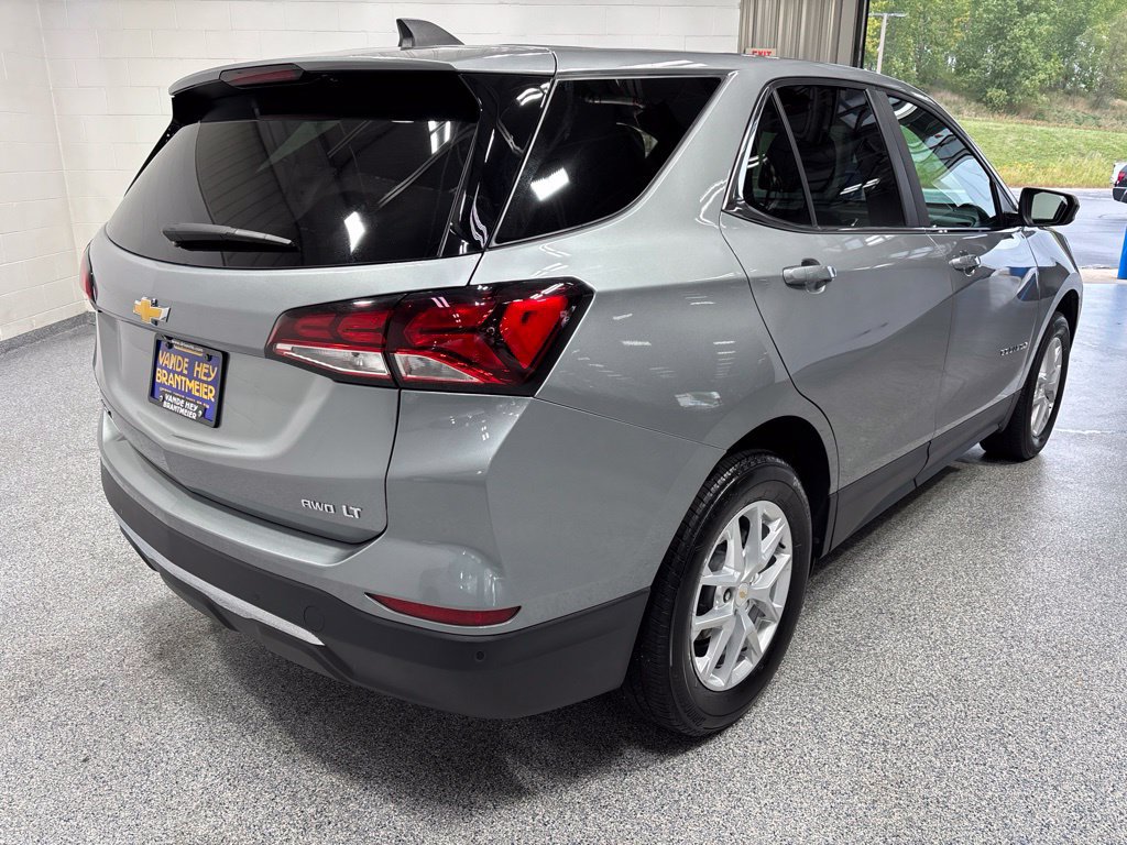 Used 2023 Chevrolet Equinox LT AWD/4WD image 7