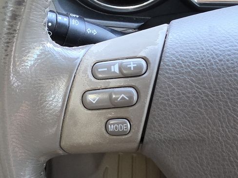 Used 2004 Lexus RX 330 FWD image 16