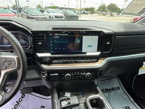 Used 2025 Chevrolet Silverado 1500 LT w/ Texas Edition Plus AWD/4WD image 19