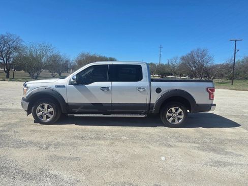 Used 2018 Ford F150 XLT w/ Equipment Group 302A Luxury image 9