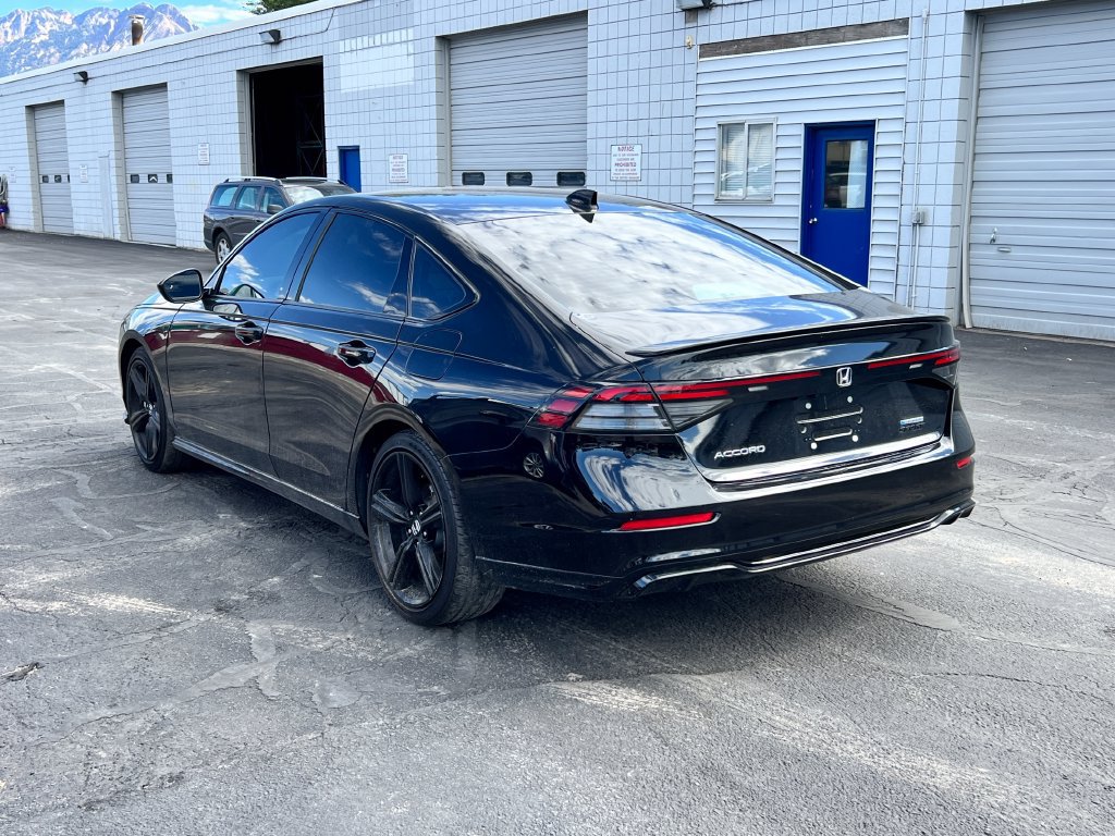 Used 2024 Honda Accord Sport image 4